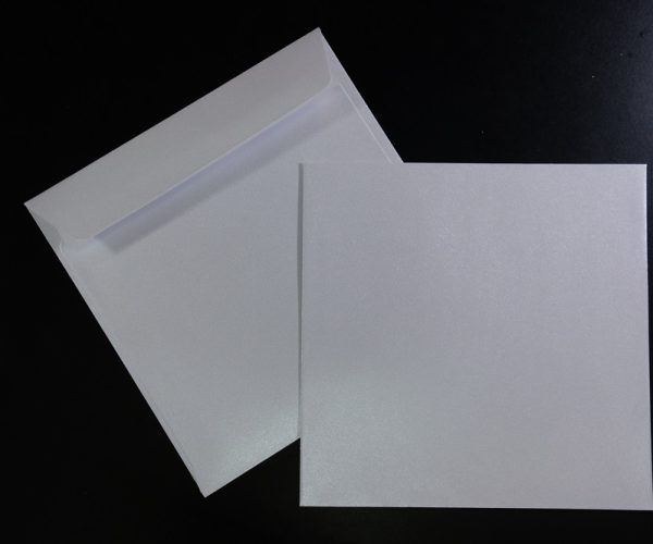 WALLET SHAPE 15.8X15.8CM ENVELOPE DIAMOND WHITE(1)