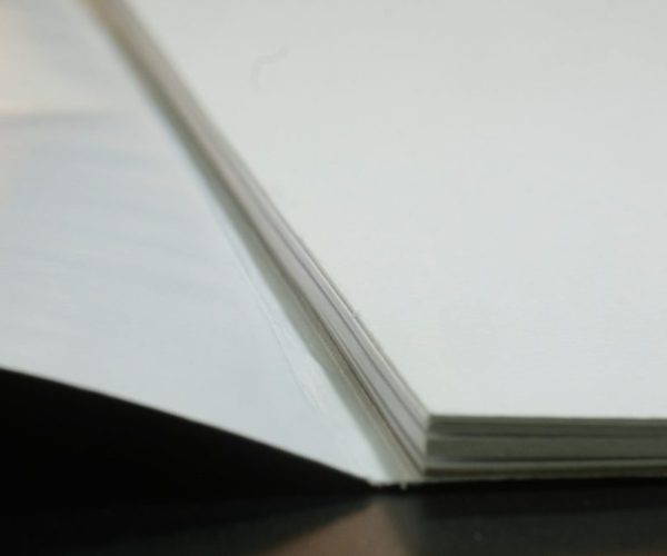 WHITE DRAWING PAD GLUED(1)